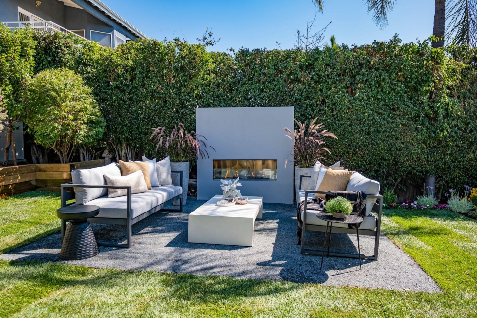 Transform your backyard into a modern haven with kalea bay fireplace